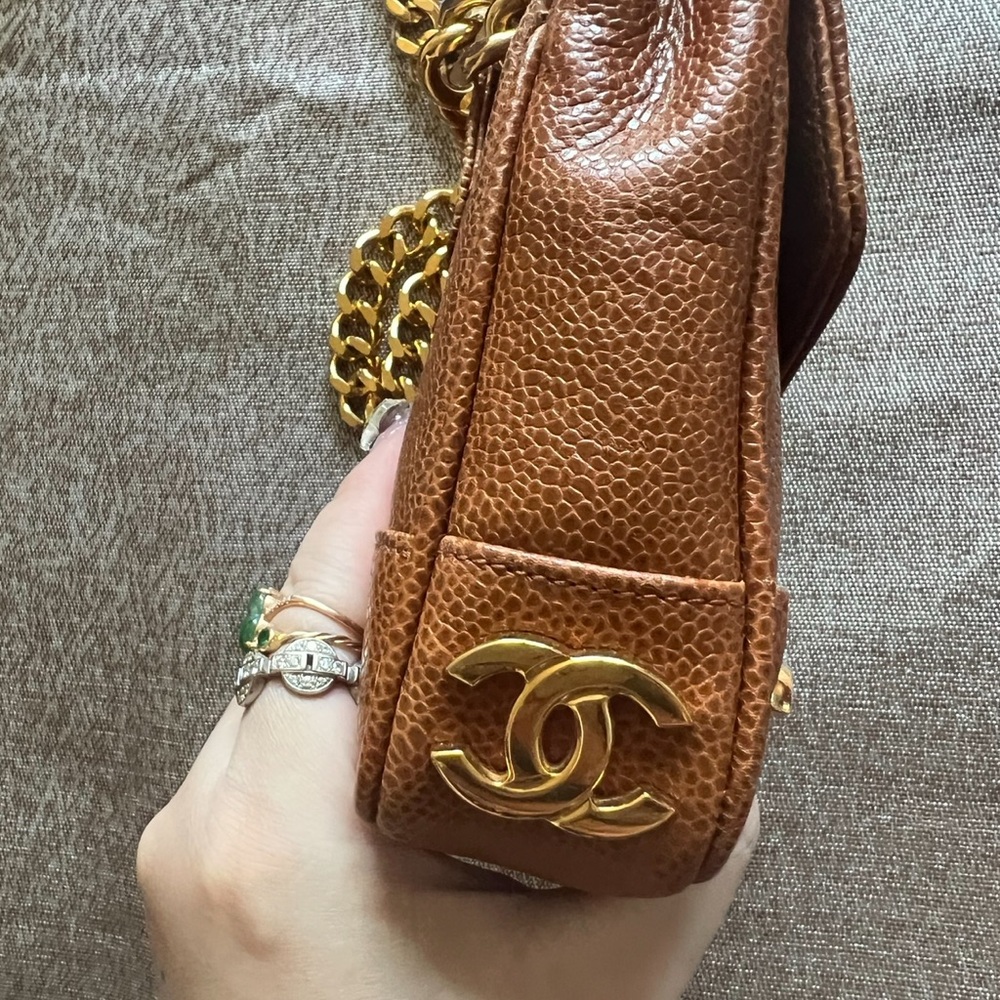 CHANEL Brown Leather Bag with Gold Chain - Picture 7 of 11